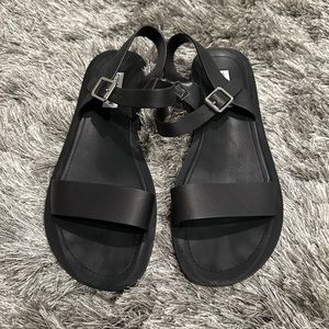 STEVE MADDEN Black sandals